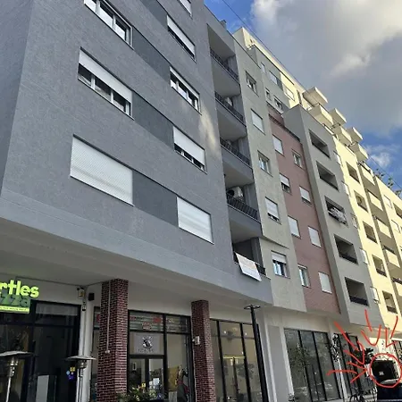 Solux - Perfect Location - Free Parking Tirana