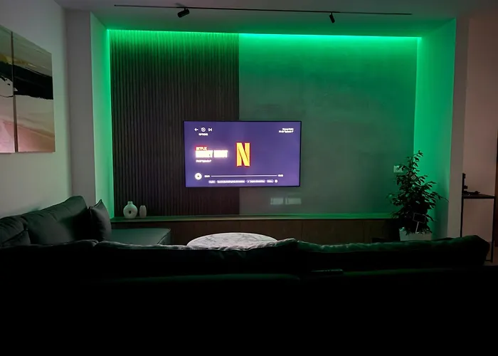 Solux - Perfect Location - Free Parking * Tirana