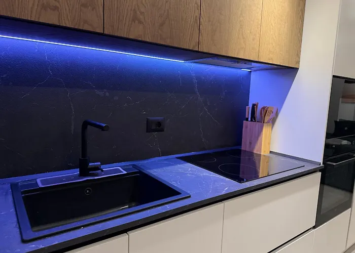 Solux - Perfect Location - Free Parking Tirana