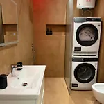 Solux - Perfect Location - Free Parking 티라나